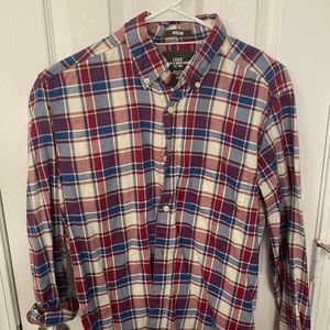 Label of graded goods by H&M button up. Gently used.